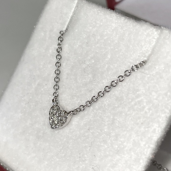 Solid 14K White Gold Tiny Natural Diamond Heart XS Pendant Necklace Minimalist - Picture 12 of 17